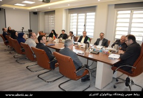 مراسم تجلیل از بازنشستگان پژوهشگاه بیوتکنولوژی کشاورزی برگزار شد
