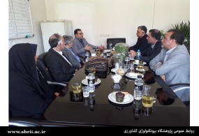 نشست مشترک رییس پژوهشگاه و رییس مرکز تحقیقات و آموزش کشاورزی استان اصفهان