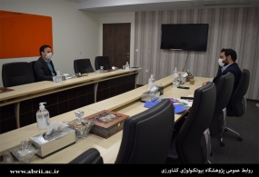 بازدید قائم مقام فناوری پژوهشگاه از مرکز نوآوری شریف