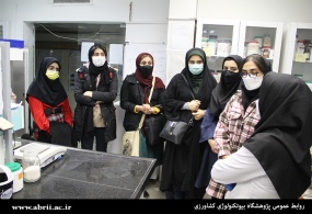 بازدید گروهی از دانشجویان دانشگاه تهران از پژوهشگاه به مناسبت هفته پژوهش 
