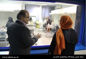 در بازدید معاون وزیر علوم فیلیپین از پژوهشگاه تاکید شد:
گسترش همکاری های علمی ایران و فیلیپین در فناوری های نانو و زیستی