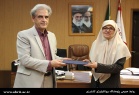 در قالب تفاهم نامه ای مشترک کلید خورد:
همکاری پژوهشگاه بیوتکنولوژی کشاورزی و فن بازار بین المللی گیاهان دارویی خراسان
