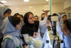 بازدید جمعی از دانش آموزان از پژوهشگاه بیوتکنولوژی کشاورزی